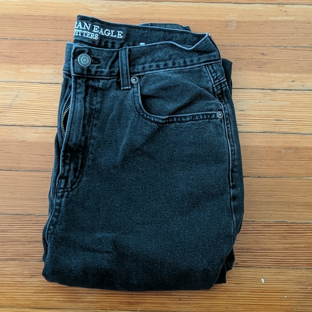 American Eagle mom jeans